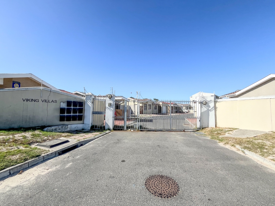 3 Bedroom Property for Sale in Thornton Western Cape